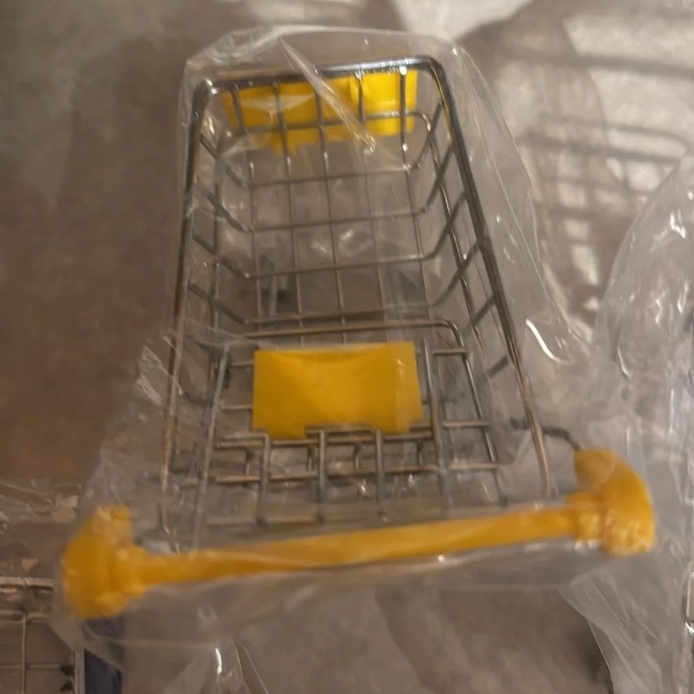 Mini Shopping Cart Party - Multicolor for makeup photo shoot.